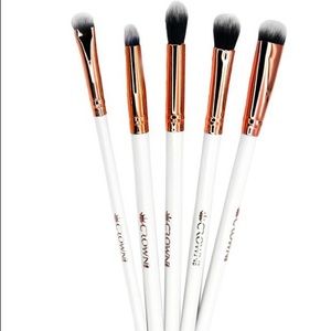 CROWN All Eyes On You 5-Piece Luxe Brush Set